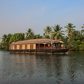 Backwaters Kerala - Houseboat
